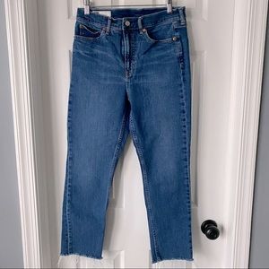 Gap high rise cigarette jeans - 29